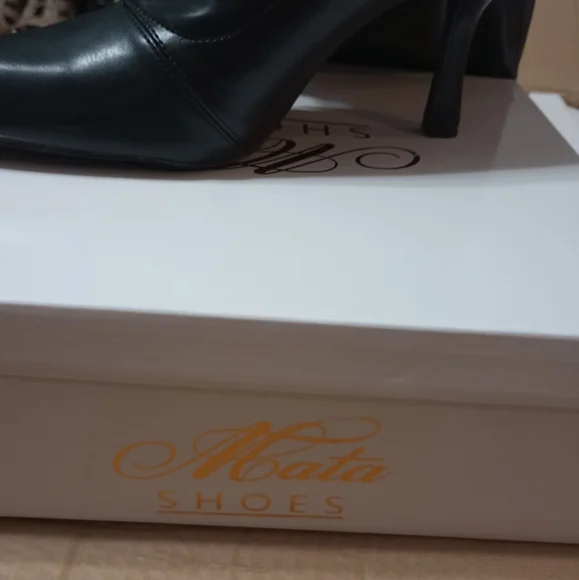 Elastic Crunchy Top Slide thru Boots - Picture 5 of 5